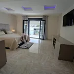 Lujo Costa Del Sol Con Piscina-jacuzzi * トレモリノス