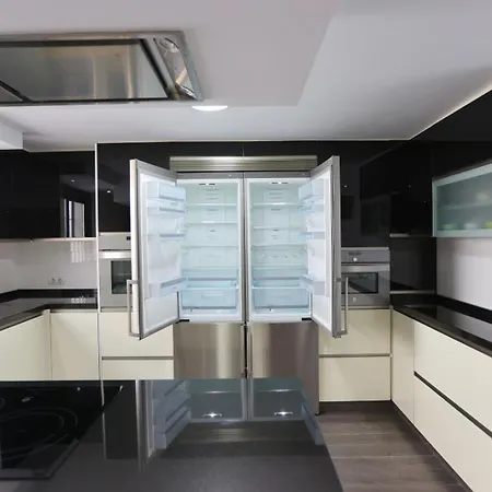 Lujo Costa Del Sol Con Piscina-jacuzzi Villa *