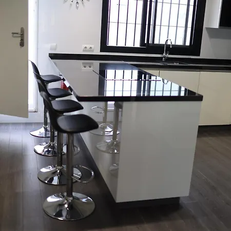 Lujo Costa Del Sol Con Piscina-jacuzzi Villa