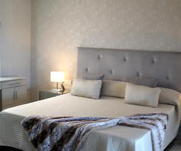 Lujo Costa Del Sol Con Piscina-jacuzzi Villa *