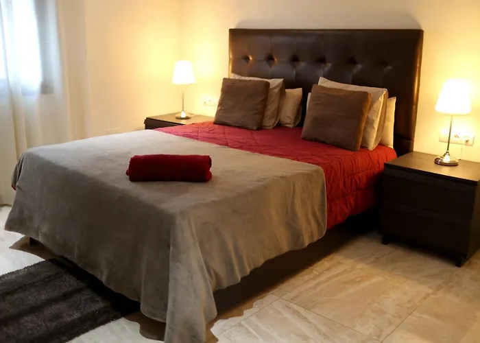 Lujo Costa Del Sol Con Piscina-jacuzzi Villa *