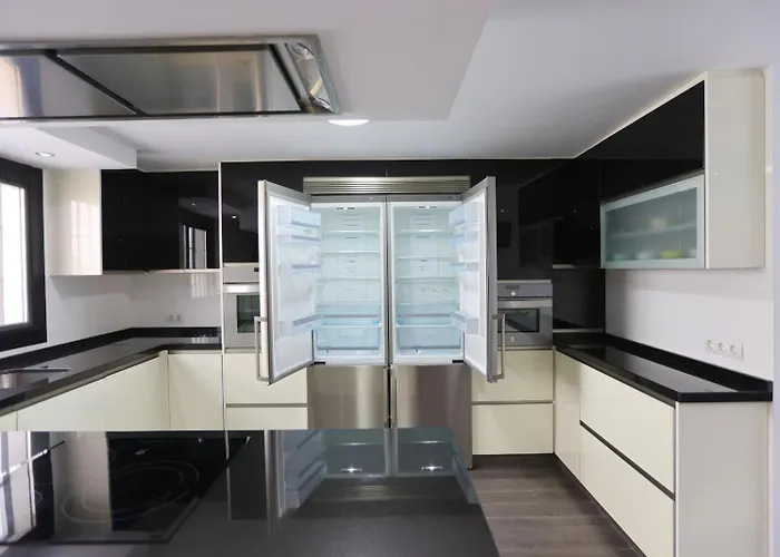 Lujo Costa Del Sol Con Piscina-jacuzzi Villa *