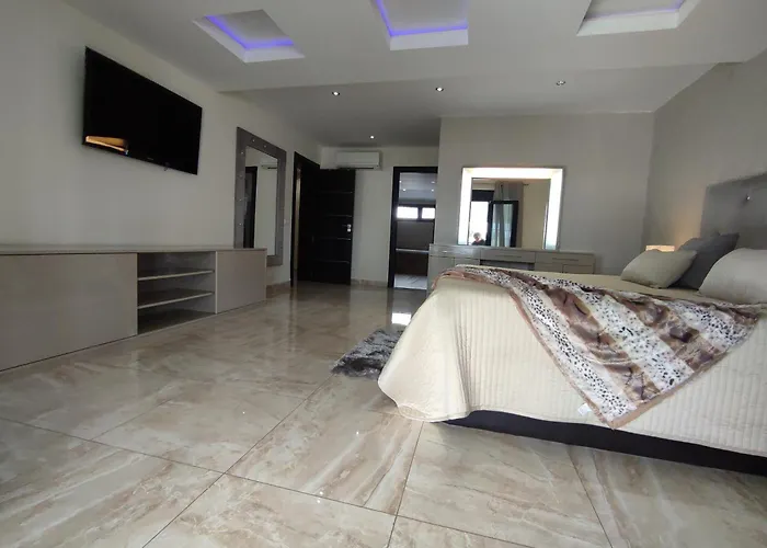 Lujo Costa Del Sol Con Piscina-jacuzzi * Torremolinos