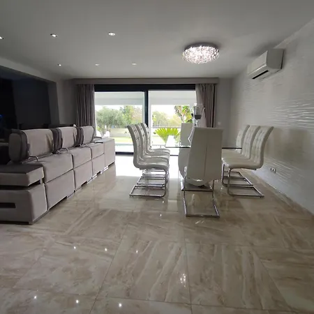 Lujo Costa Del Sol Con Piscina-jacuzzi Villa *