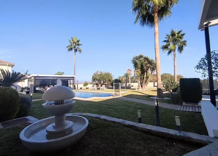 Lujo Costa Del Sol Con Piscina-jacuzzi Villa